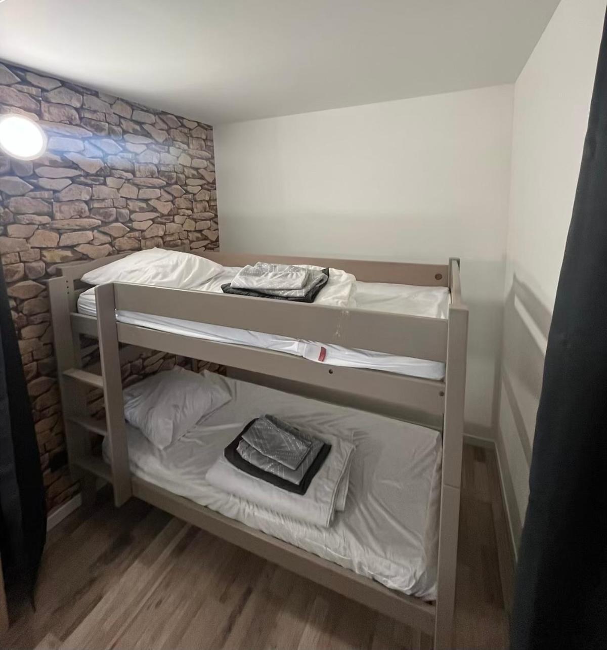Gite1 Pour 6 Personnes Anneyron Esterno foto